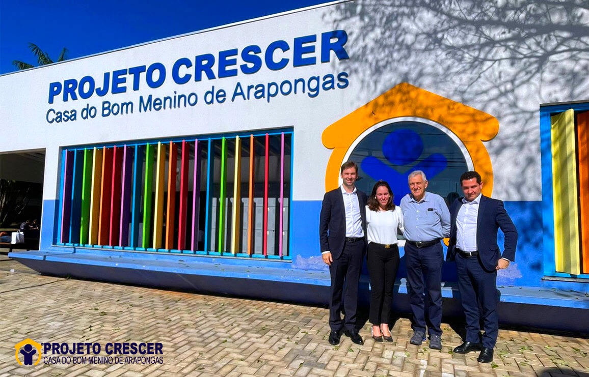 Representantes do Bradesco visitam o Projeto Crescer nesta sexta