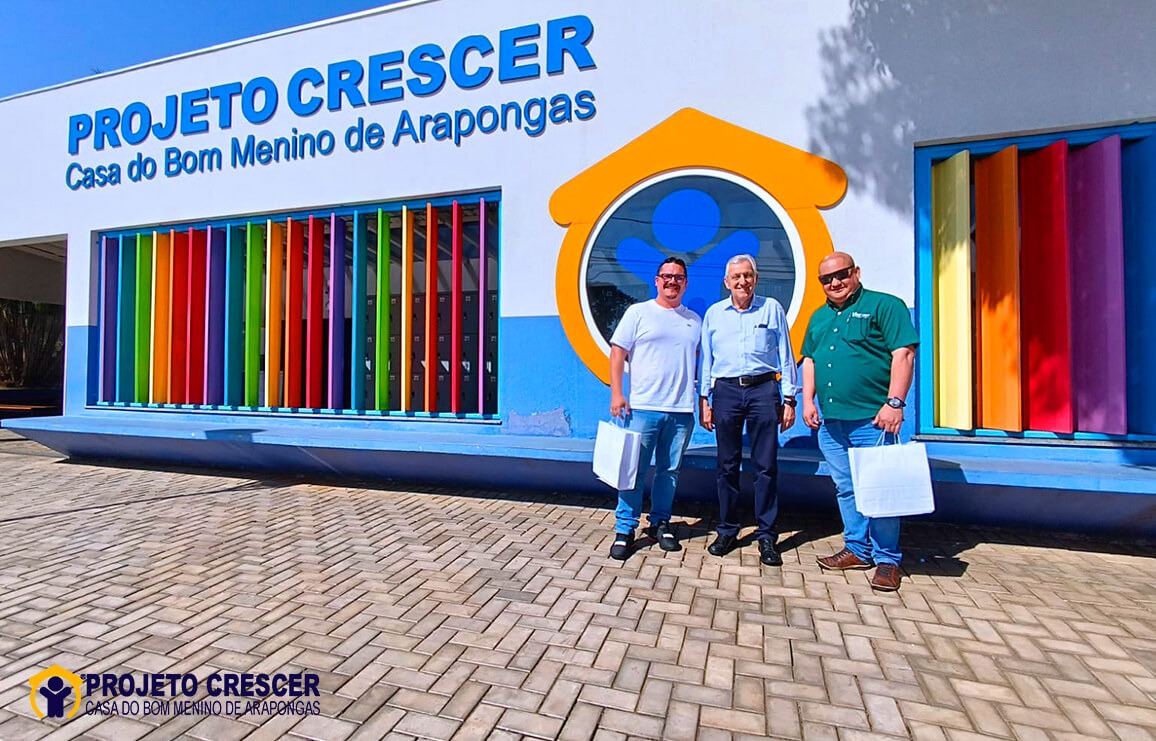 Projeto Crescer recebe a visita de CEO da Dm e consultor de vendas da Brumed