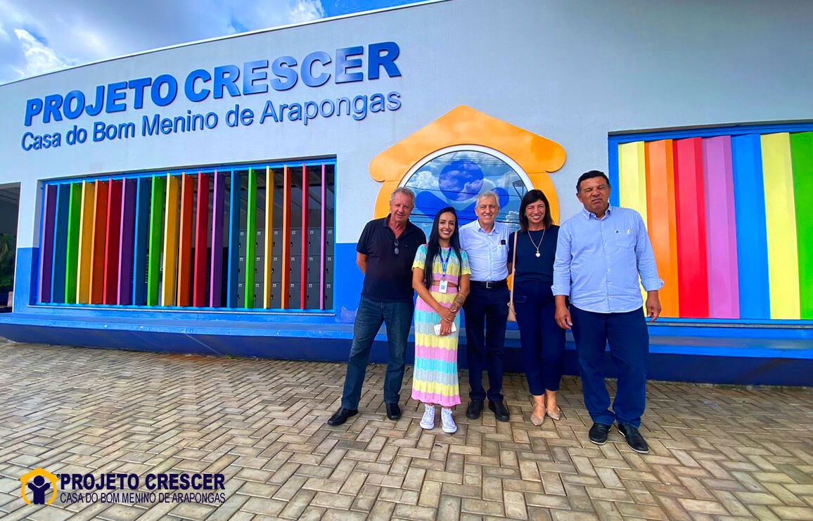 Projeto Crescer recebe a visita de membros da Rivoli, Fiat Lux e da ex-aluna Vanusa Melo